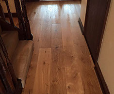 wide plank wood flooring